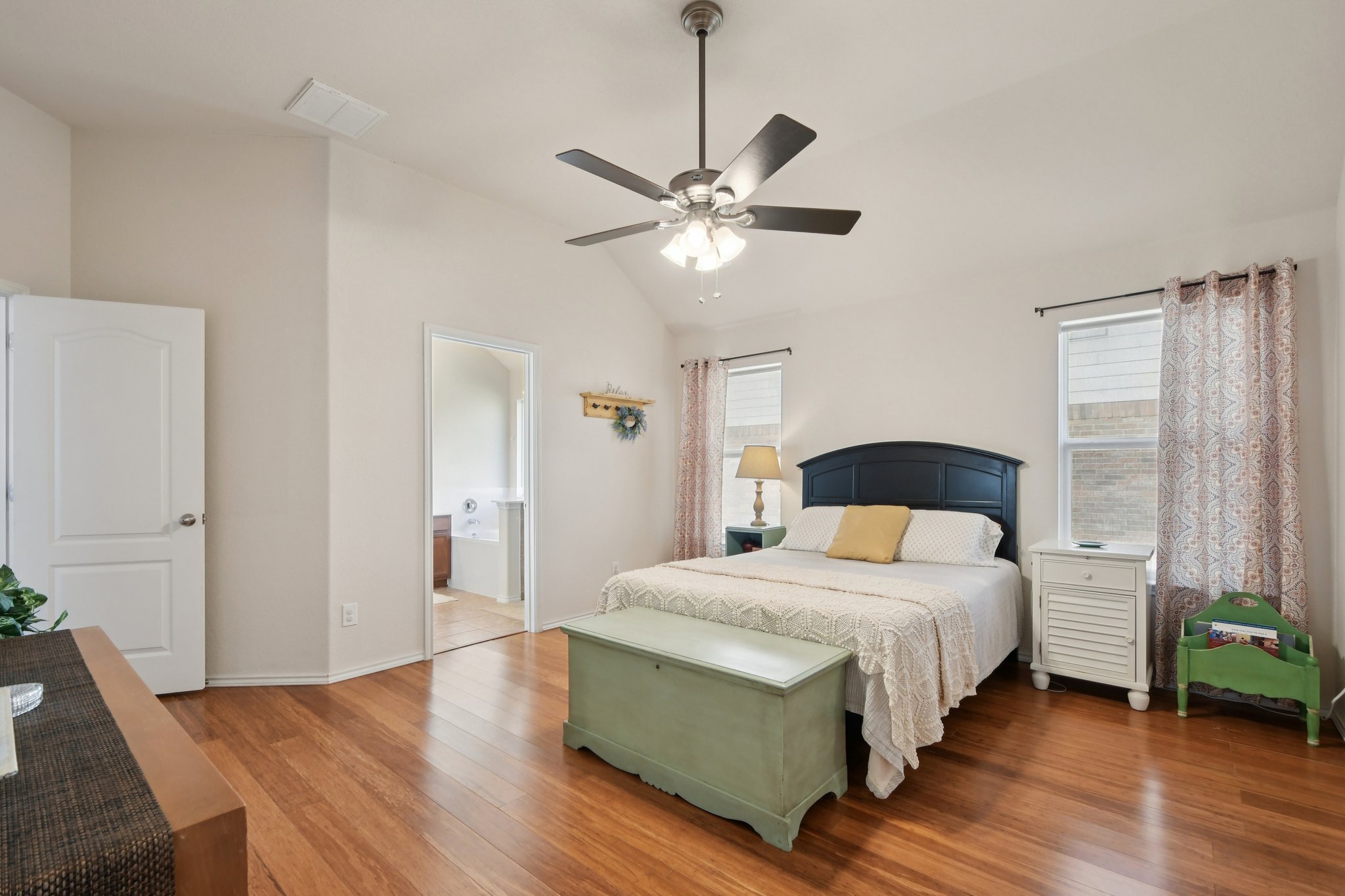 Hot Spring Valley-S2611-031.jpg