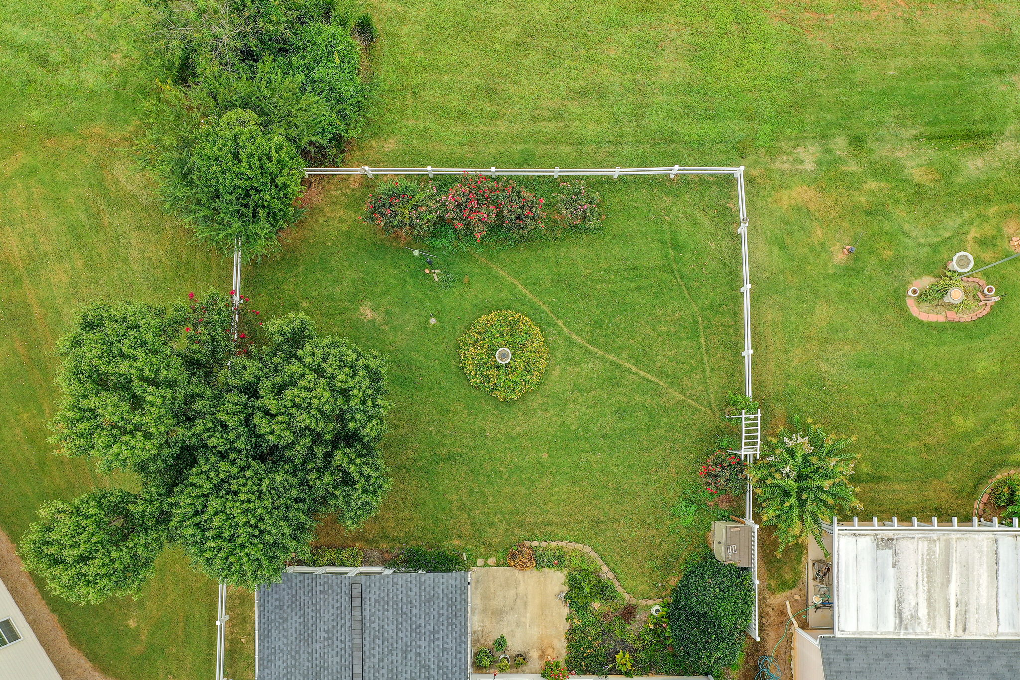 34 Aerial Back Yard Bird's Eye View