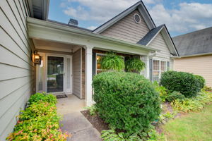 2 Exterior Front Entry Detail