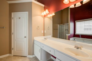 19 Main BR En Suite A