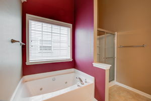 20 Main BR En Suite B