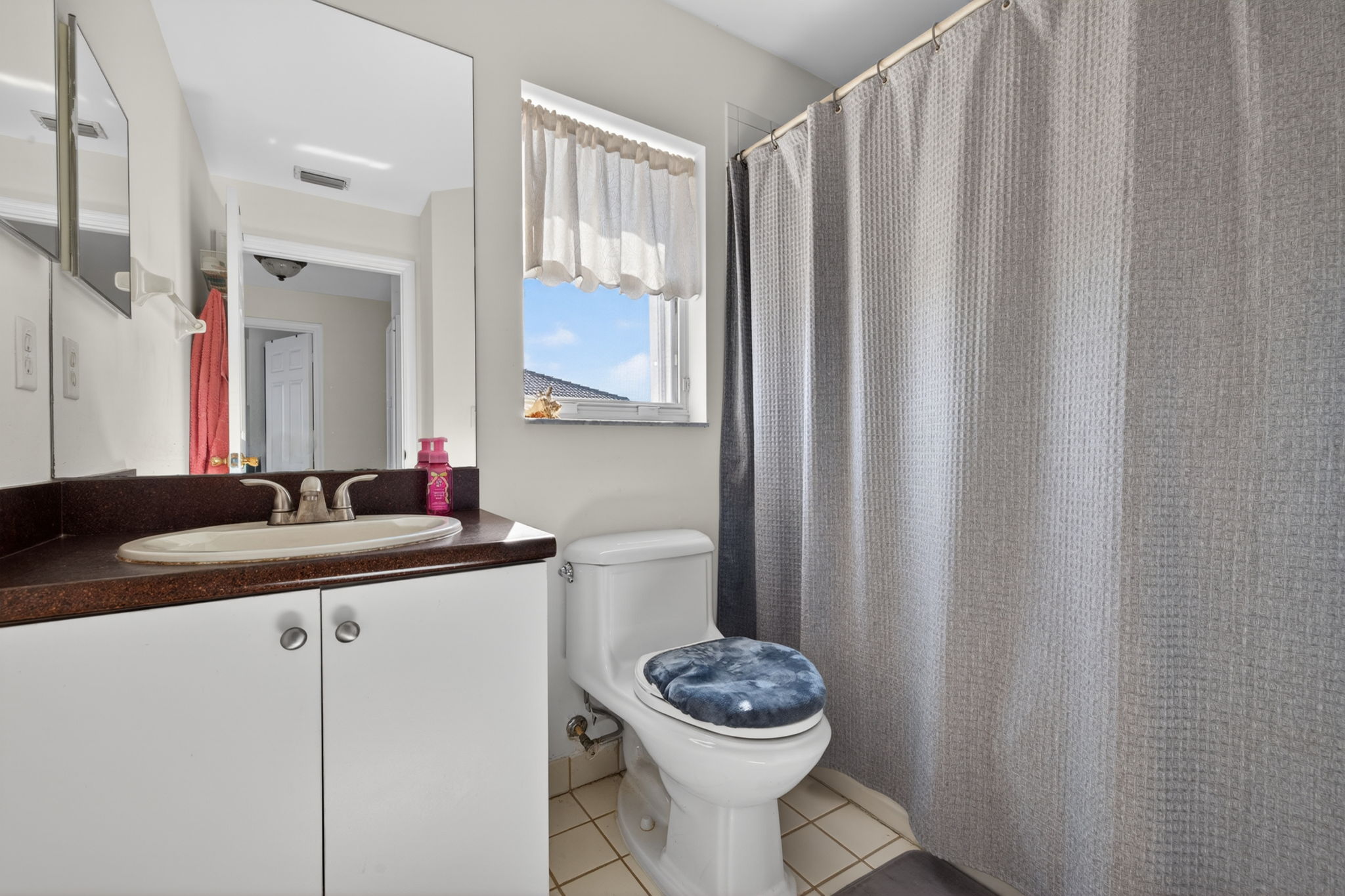 Guest Bathroom 1