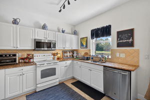 Kitchen 1 of 3