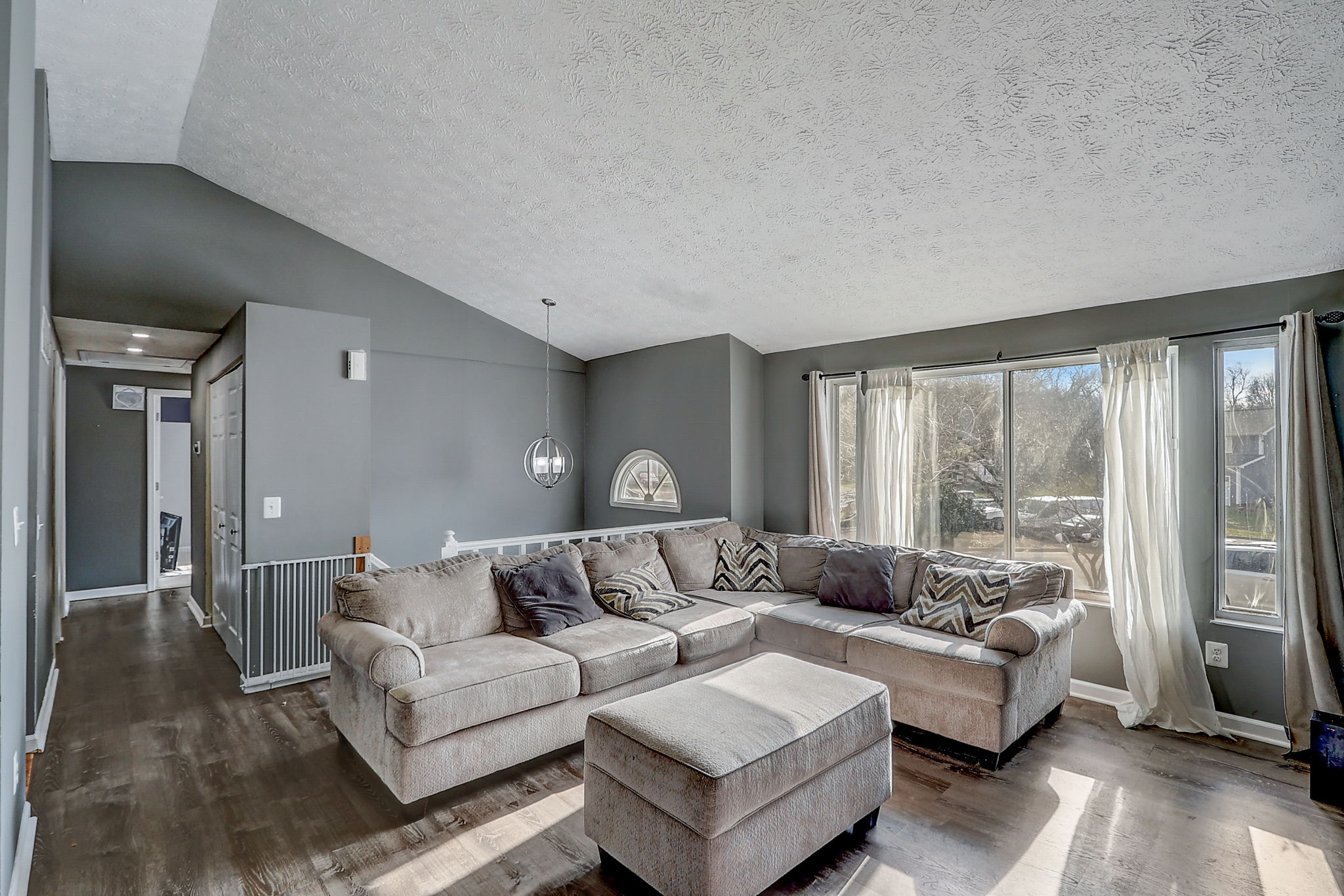 Longhill court-012