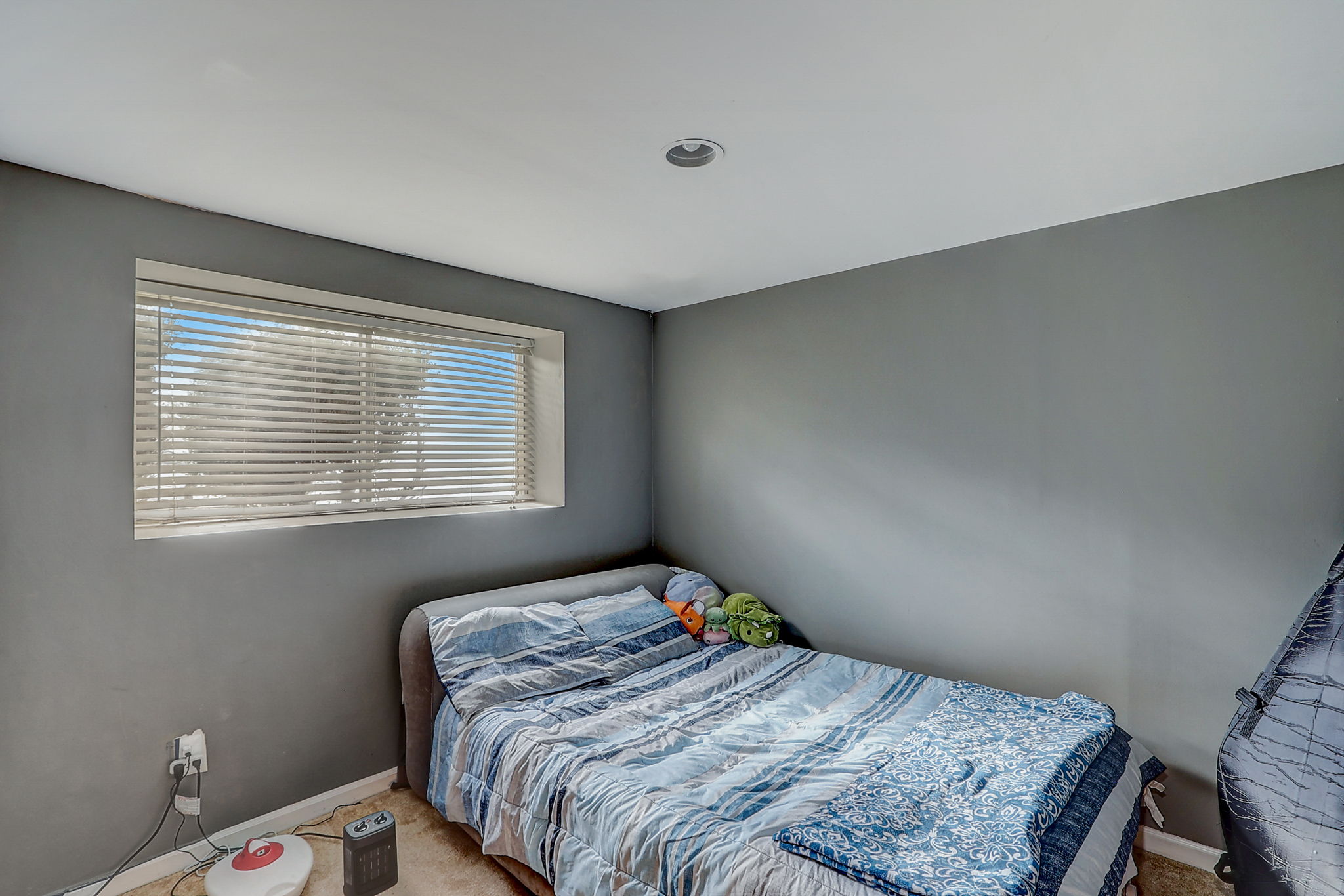 Longhill court-031