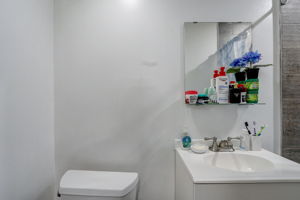 Longhill court-028