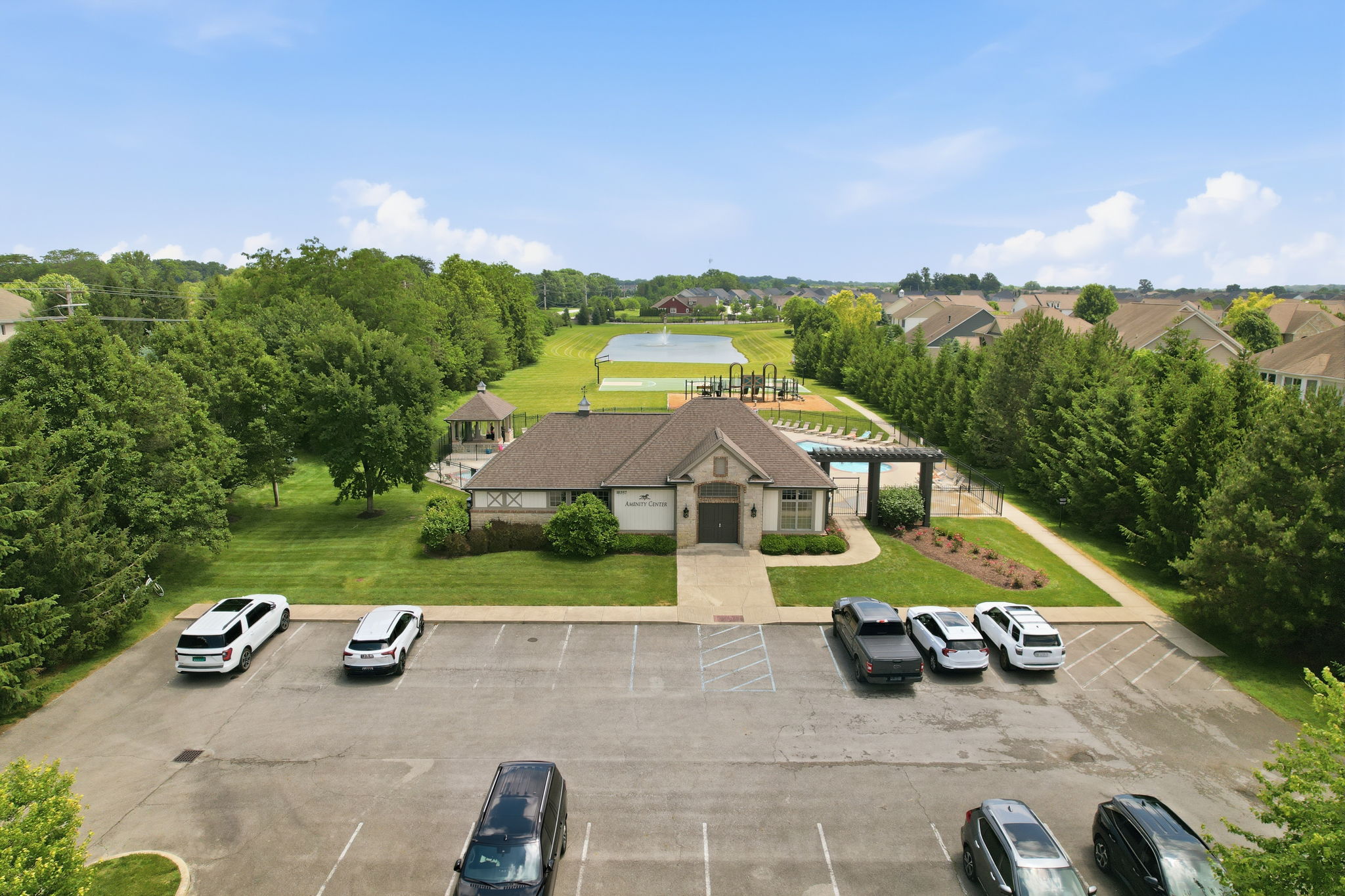 10285 Normandy Ct_083