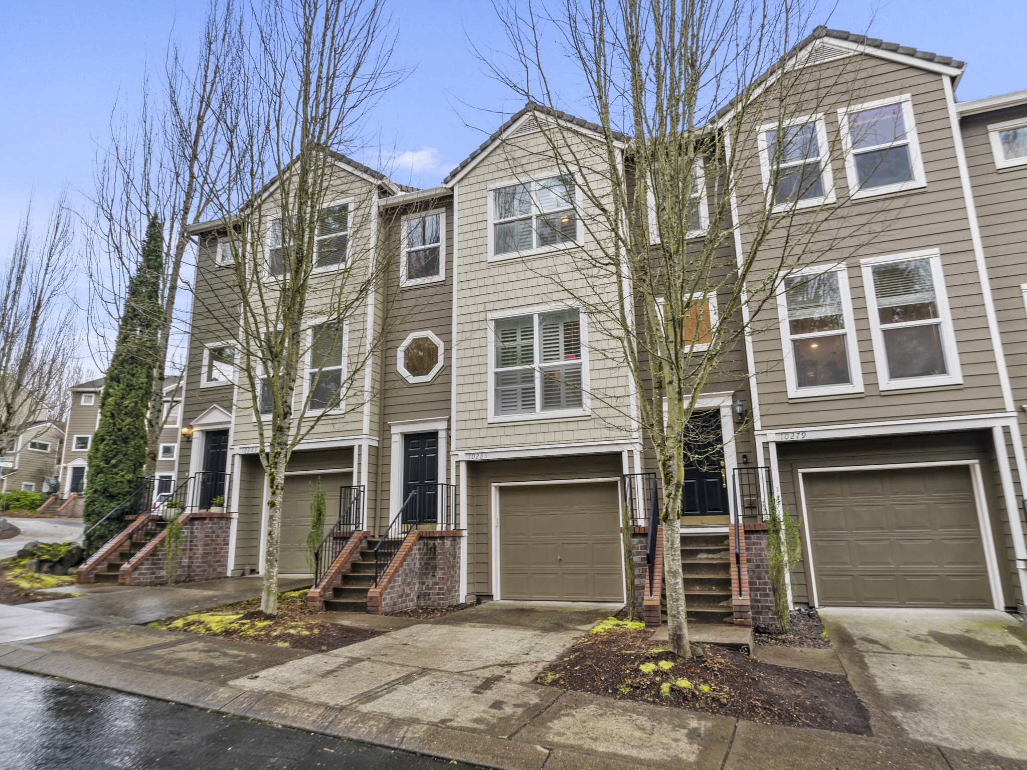 10285 NW Wilshire Ln, Portland, OR 97229, USA Photo 3