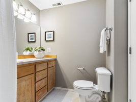 10285 NW Wilshire Ln, Portland, OR 97229, USA Photo 20