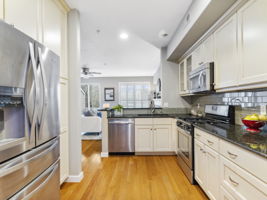10285 NW Wilshire Ln, Portland, OR 97229, USA Photo 10