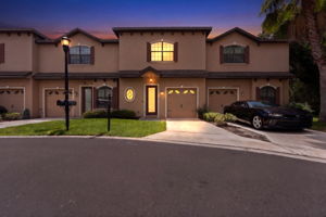  Photo 0