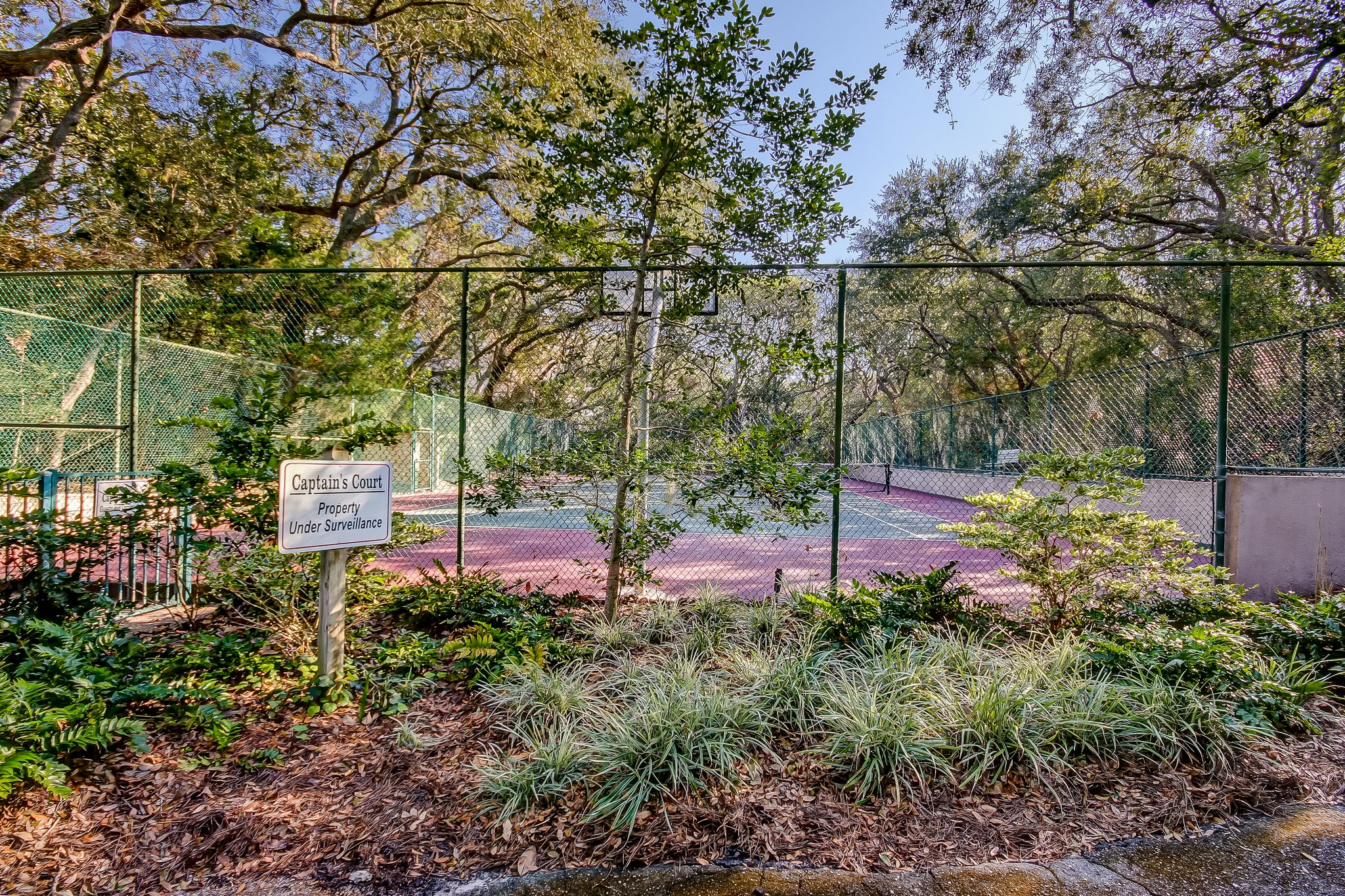 Captains Court