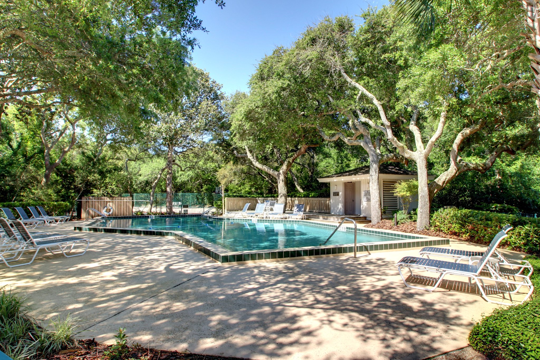 Captains Court