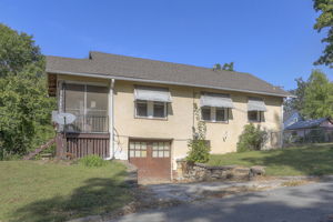  Photo 0