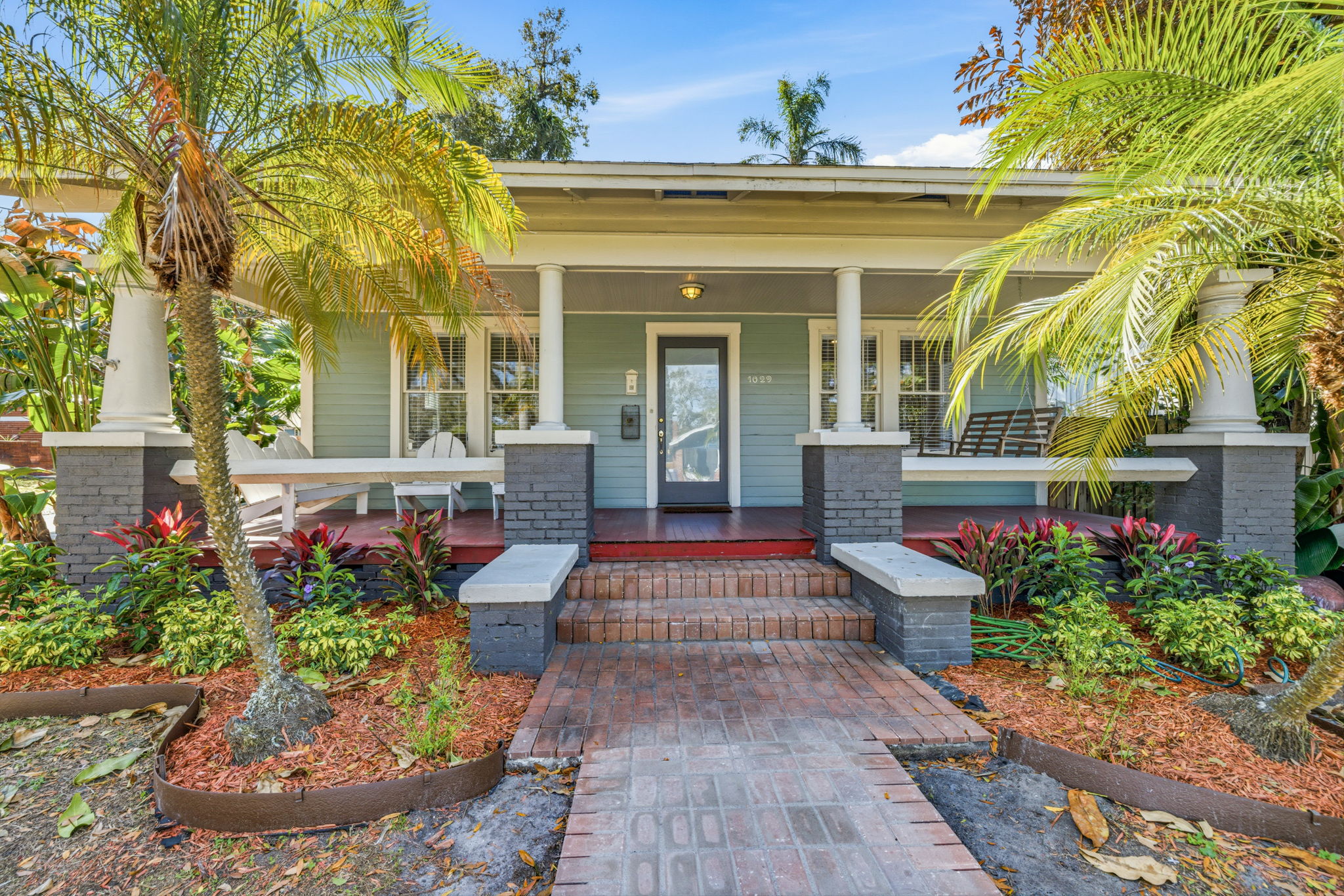 4 - 1029 E Powhatan Ave, Tampa, FL 33604