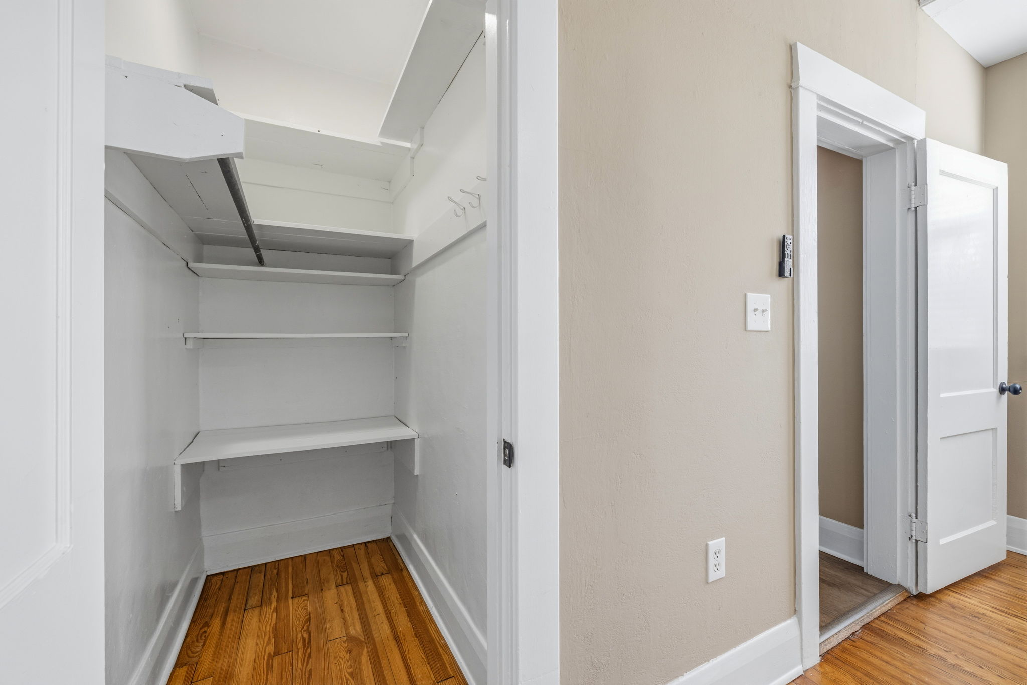 17 - 1029 E Powhatan Ave, Tampa, FL 33604