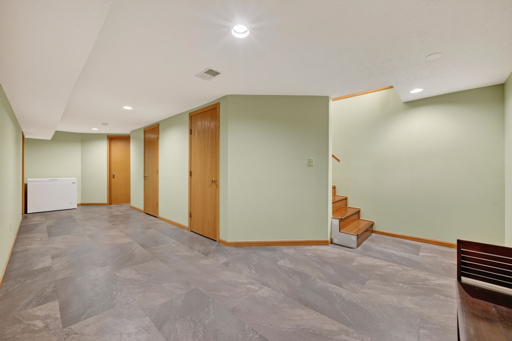  Photo 39