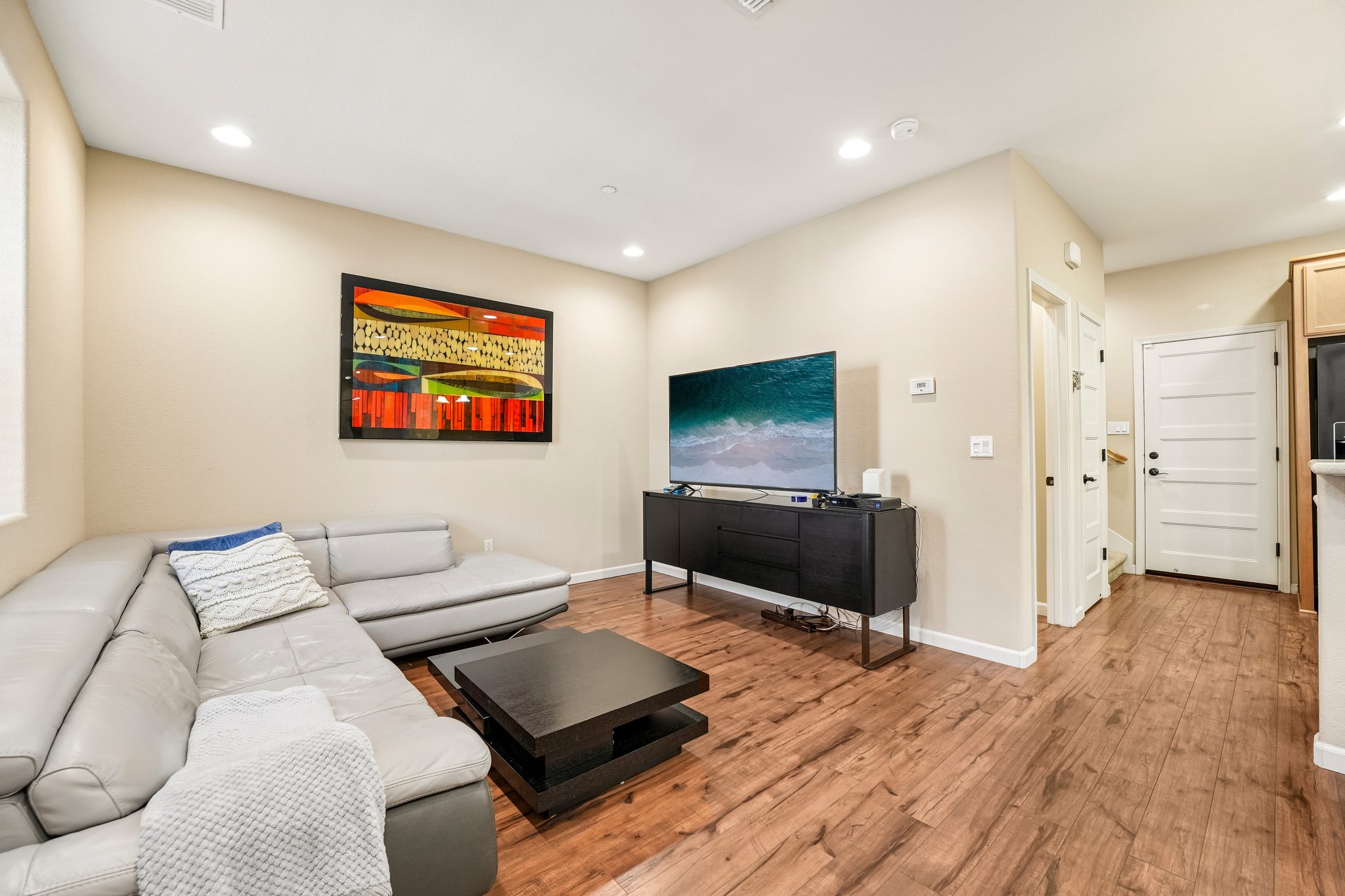 Arcangel Way-S2407-010.jpg