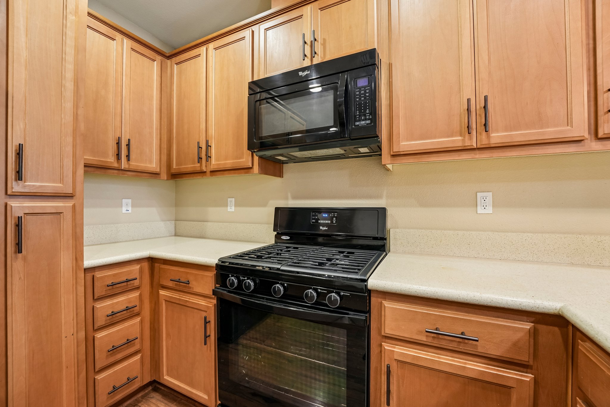 Arcangel Way-S2407-025.jpg