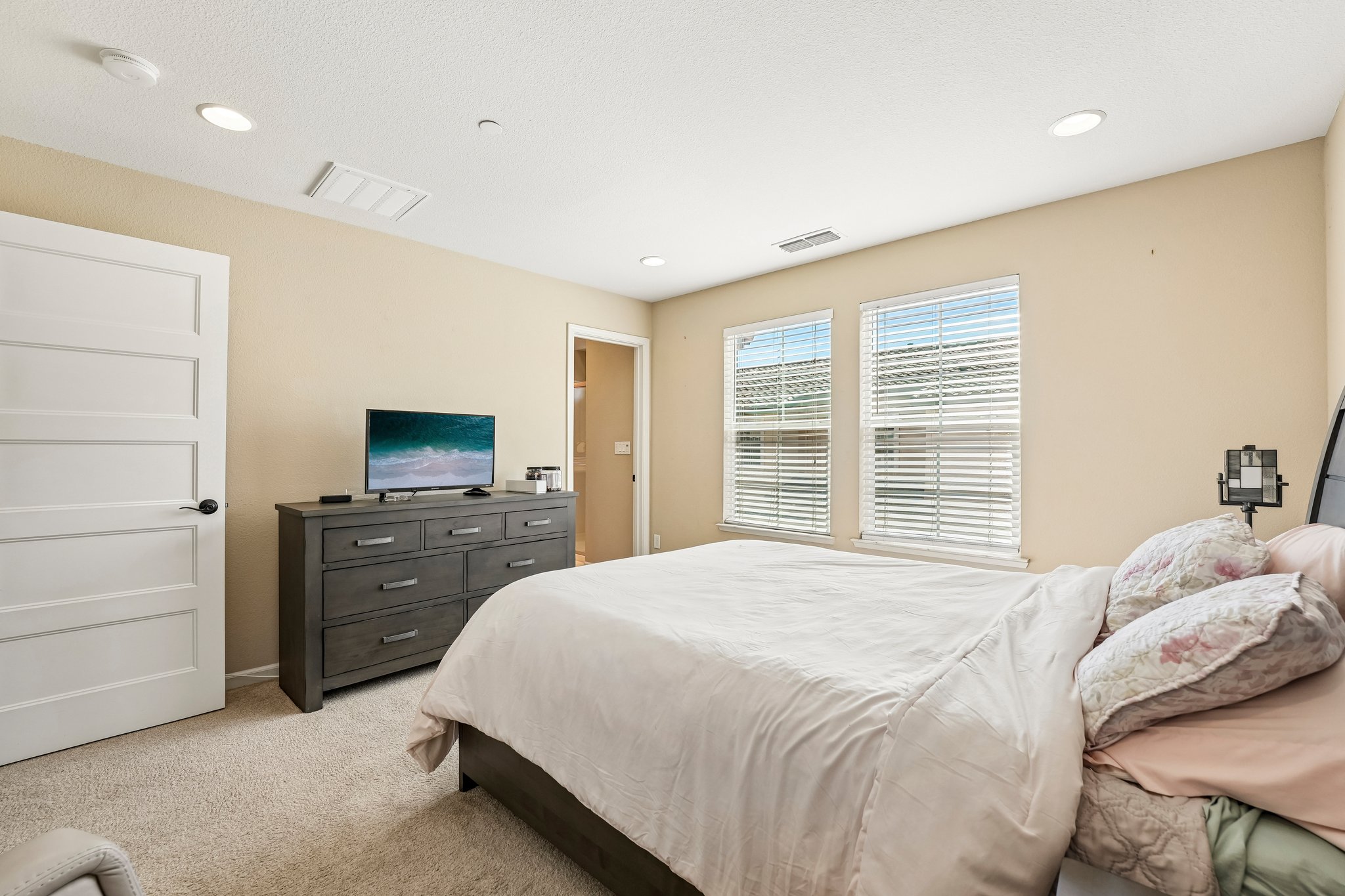 Arcangel Way-S2407-041.jpg