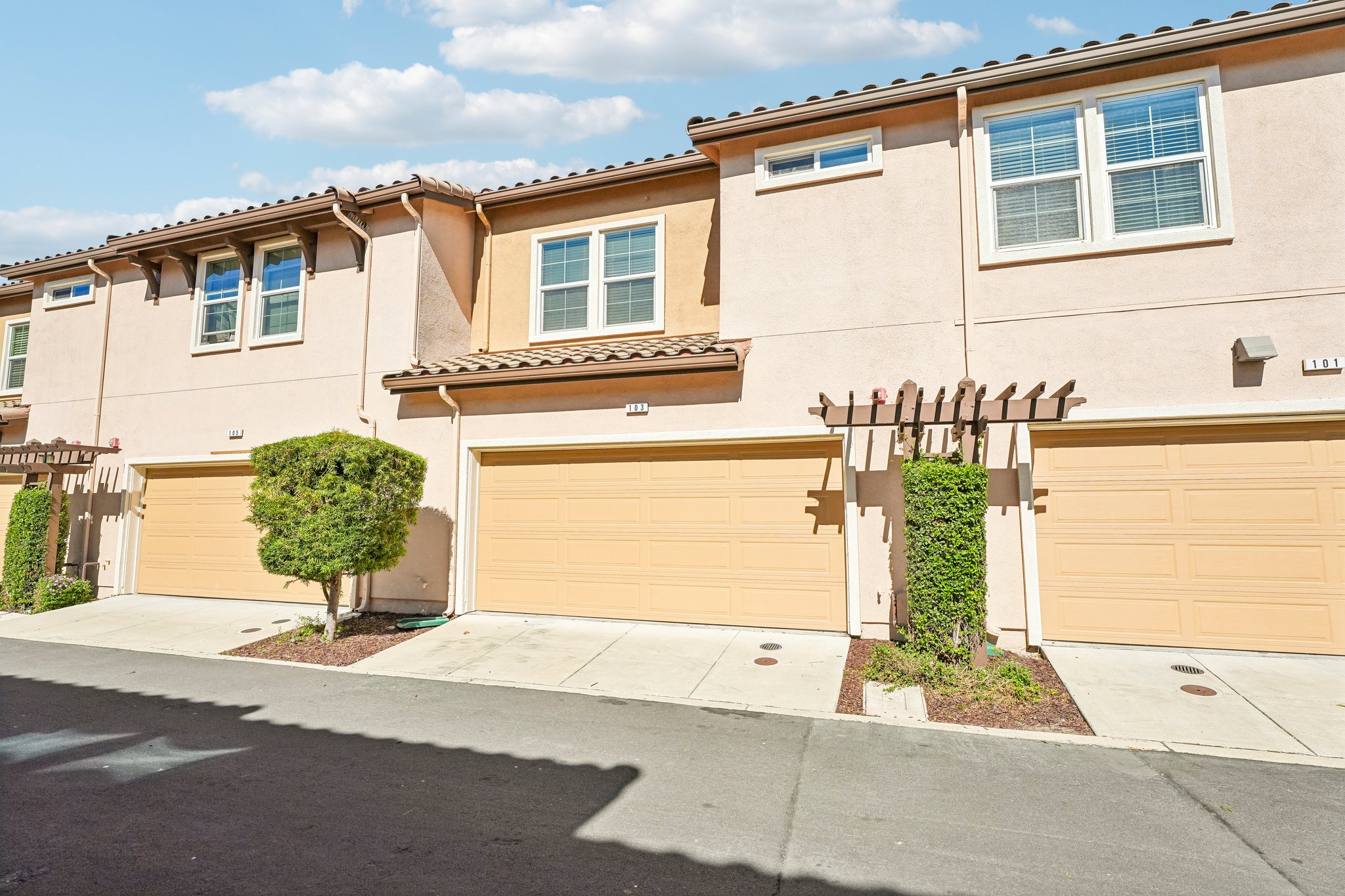 Arcangel Way-S2407-050.jpg