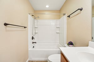 Arcangel Way-S2407-038.jpg