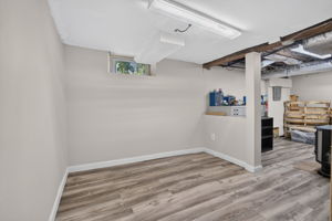  Photo 49