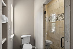  Photo 32