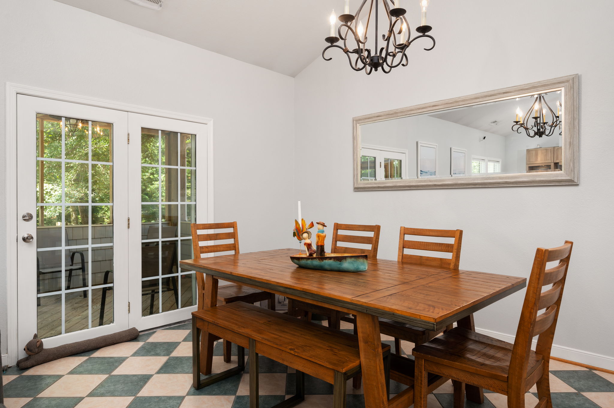 103 Duck Woods Dr | Dining