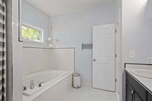 103 Duck Woods Dr | Bedroom 3 - Private Bath