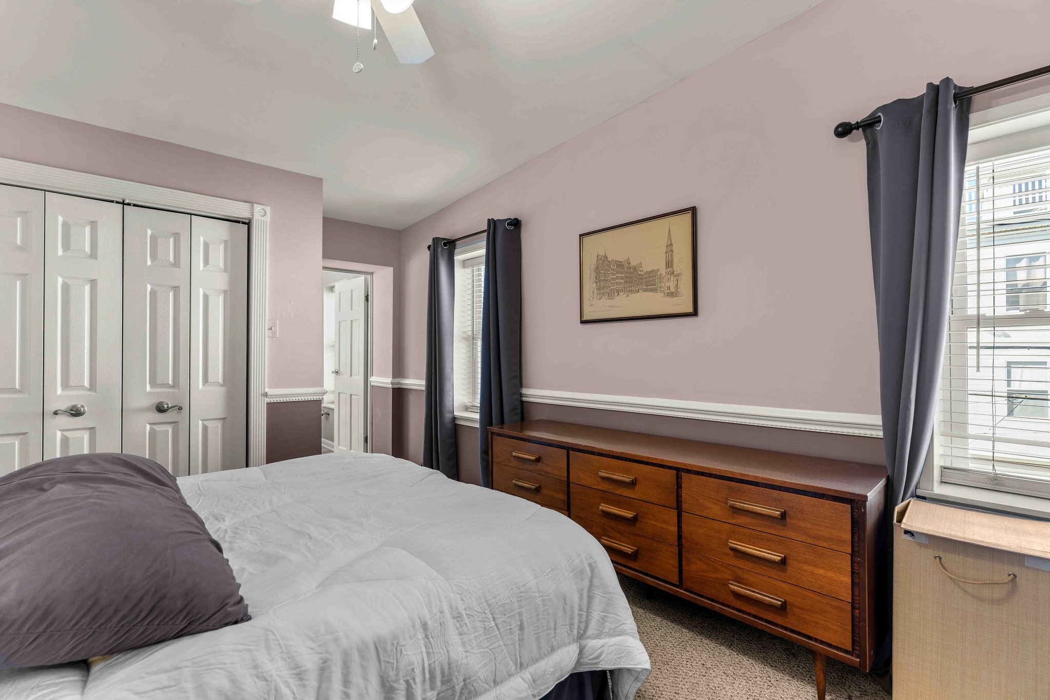 24. Upper bedroom.jpg