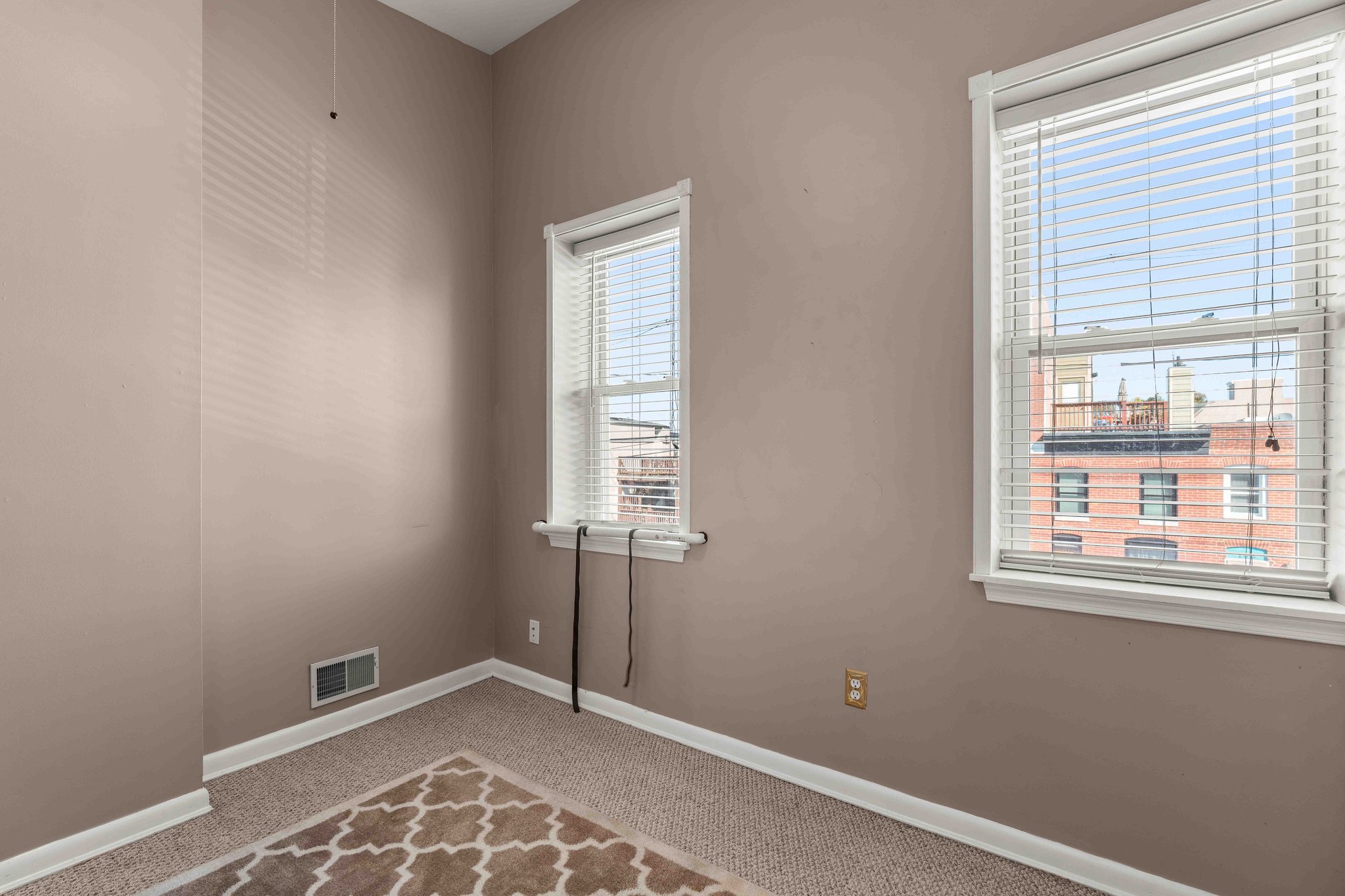 28. Upper bedroom.jpg