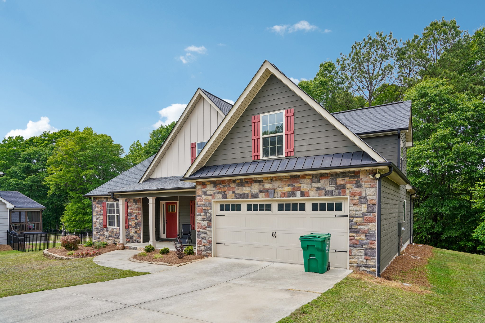 Fieldstone Cir-S0705-003.jpg