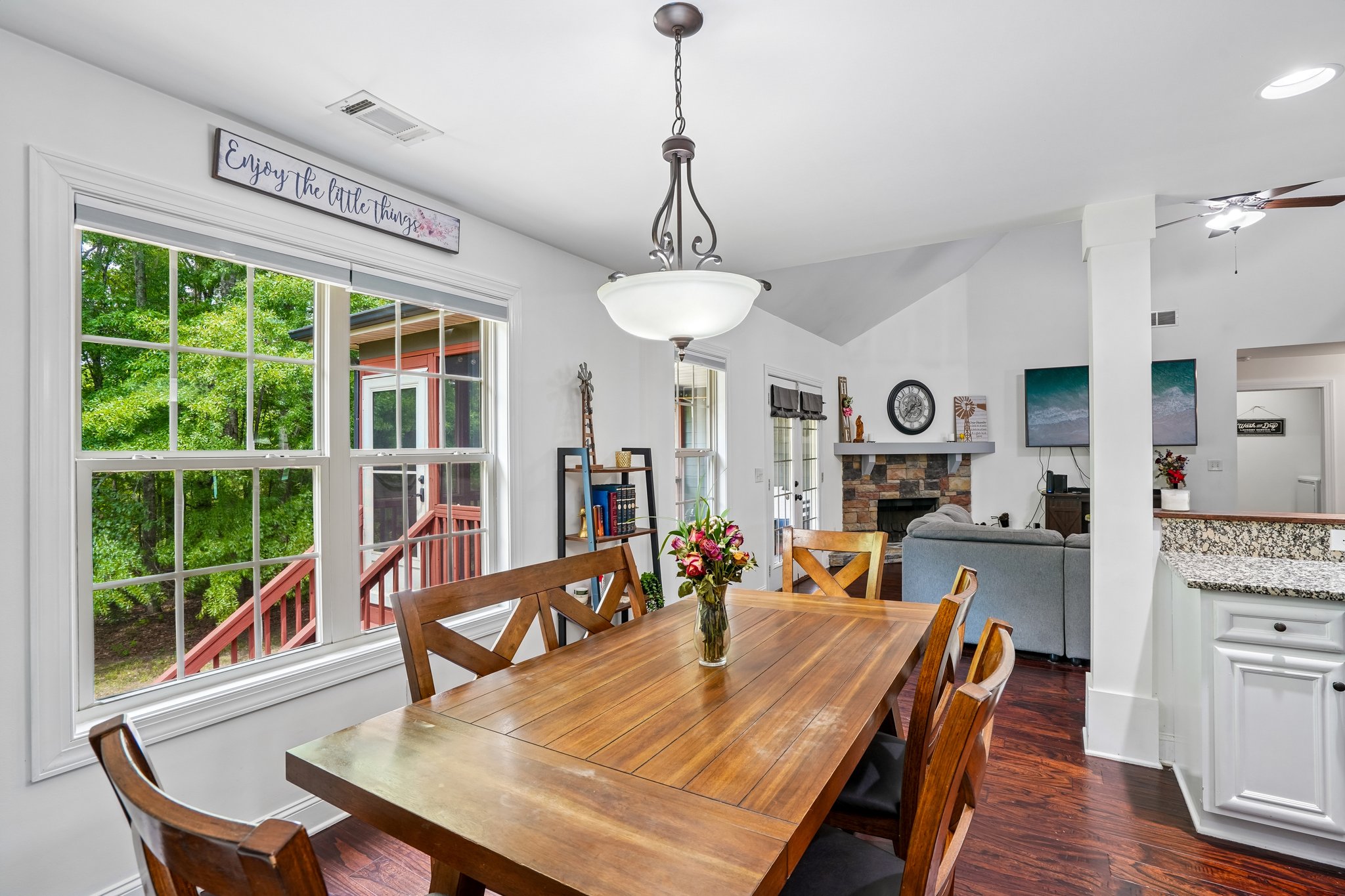 Fieldstone Cir-S0705-011.jpg