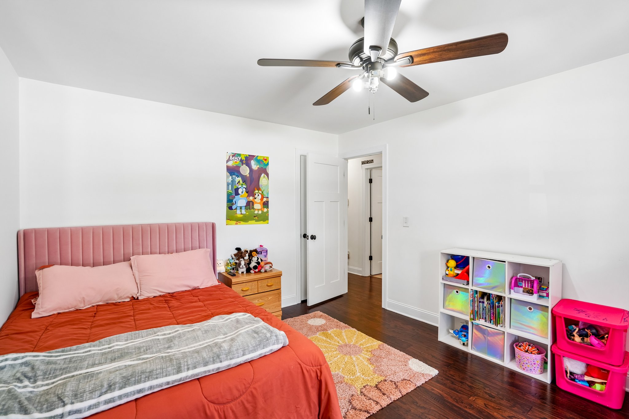 Fieldstone Cir-S0705-027.jpg