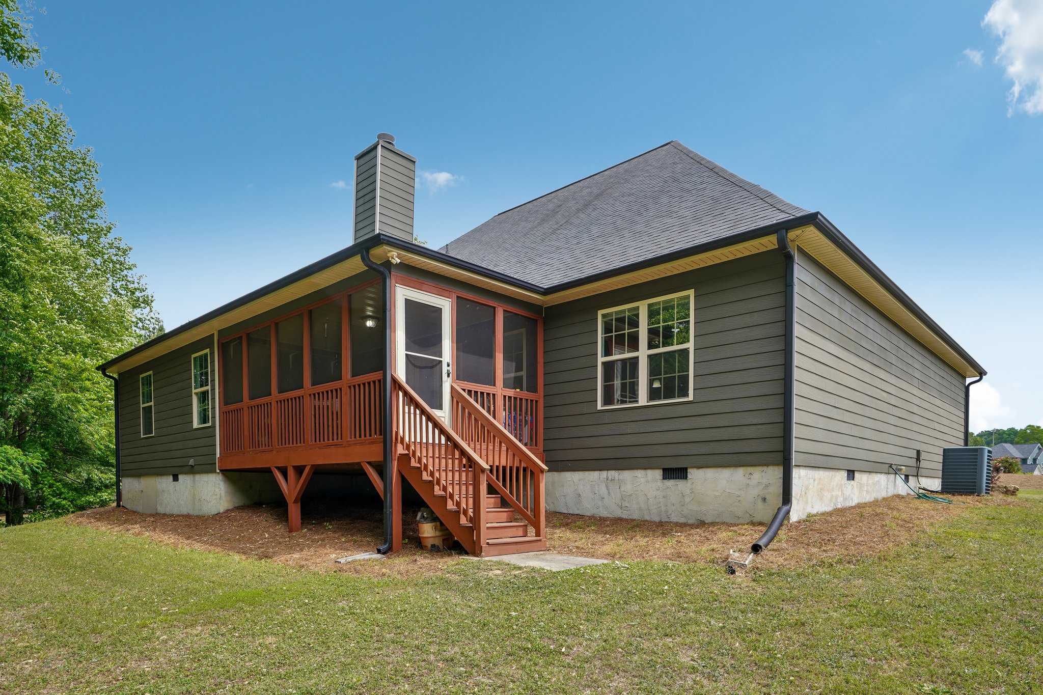 Fieldstone Cir-S0705-039.jpg