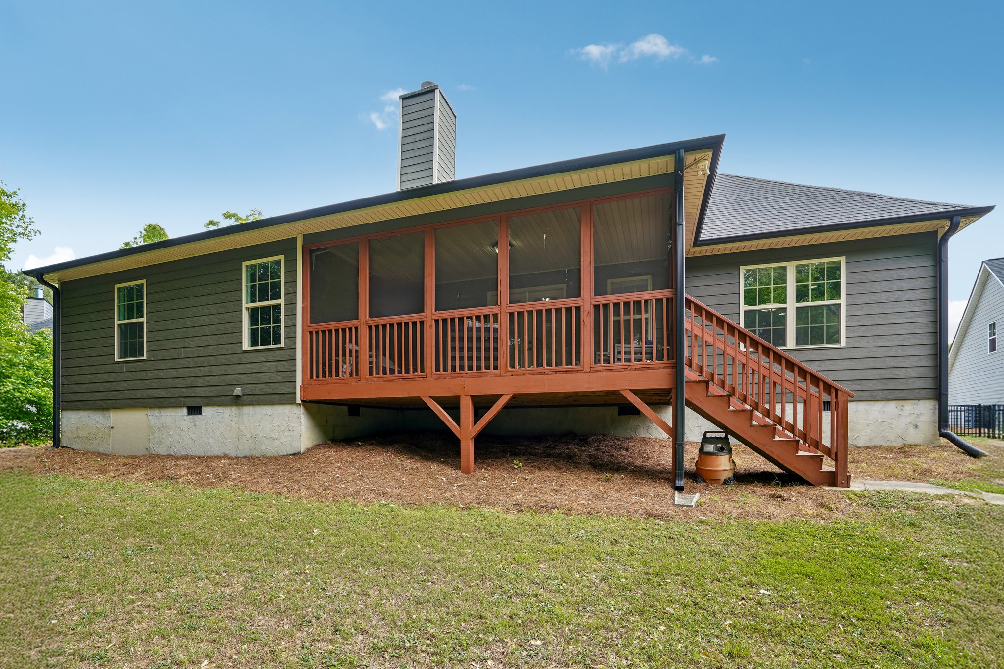 Fieldstone Cir-S0705-040.jpg