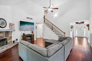 Fieldstone Cir-S0705-006.jpg