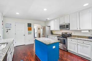 Fieldstone Cir-S0705-015.jpg