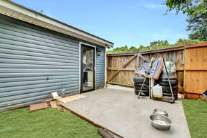  Photo 48