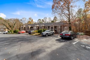 103 Marbury Ct, Cary, NC 27513, USA Photo 34