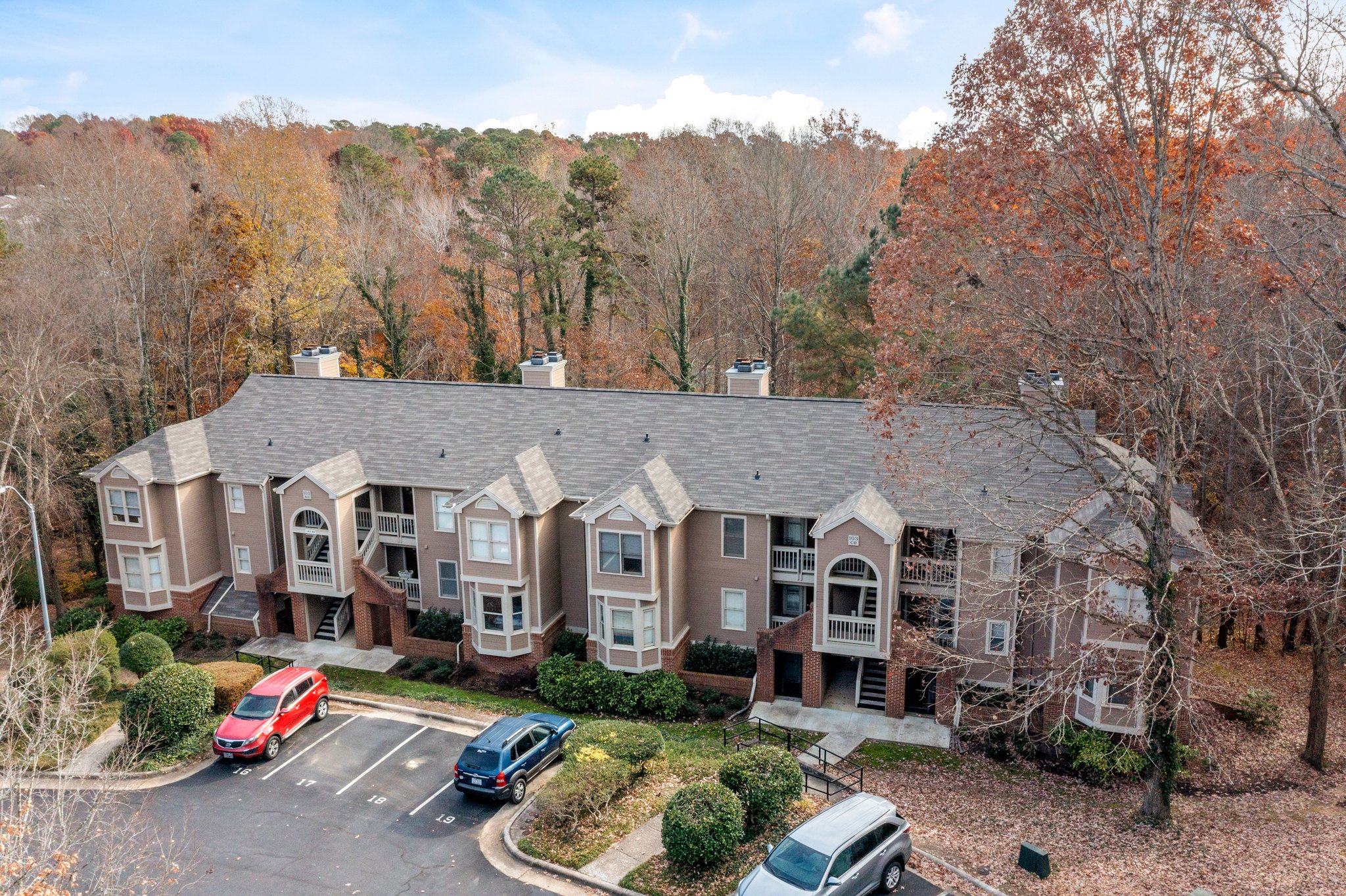 103 Marbury Ct, Cary, NC 27513, USA Photo 2