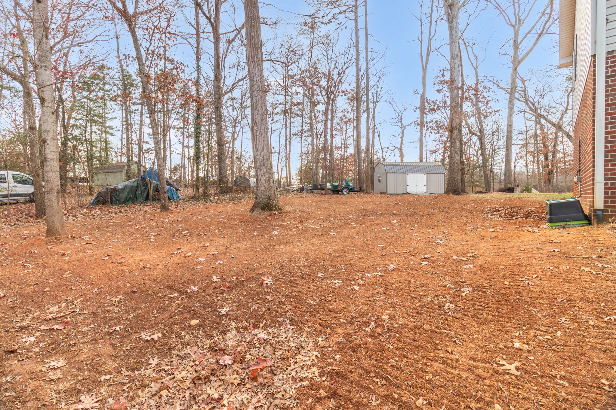 103 Robin Hood Rd-24