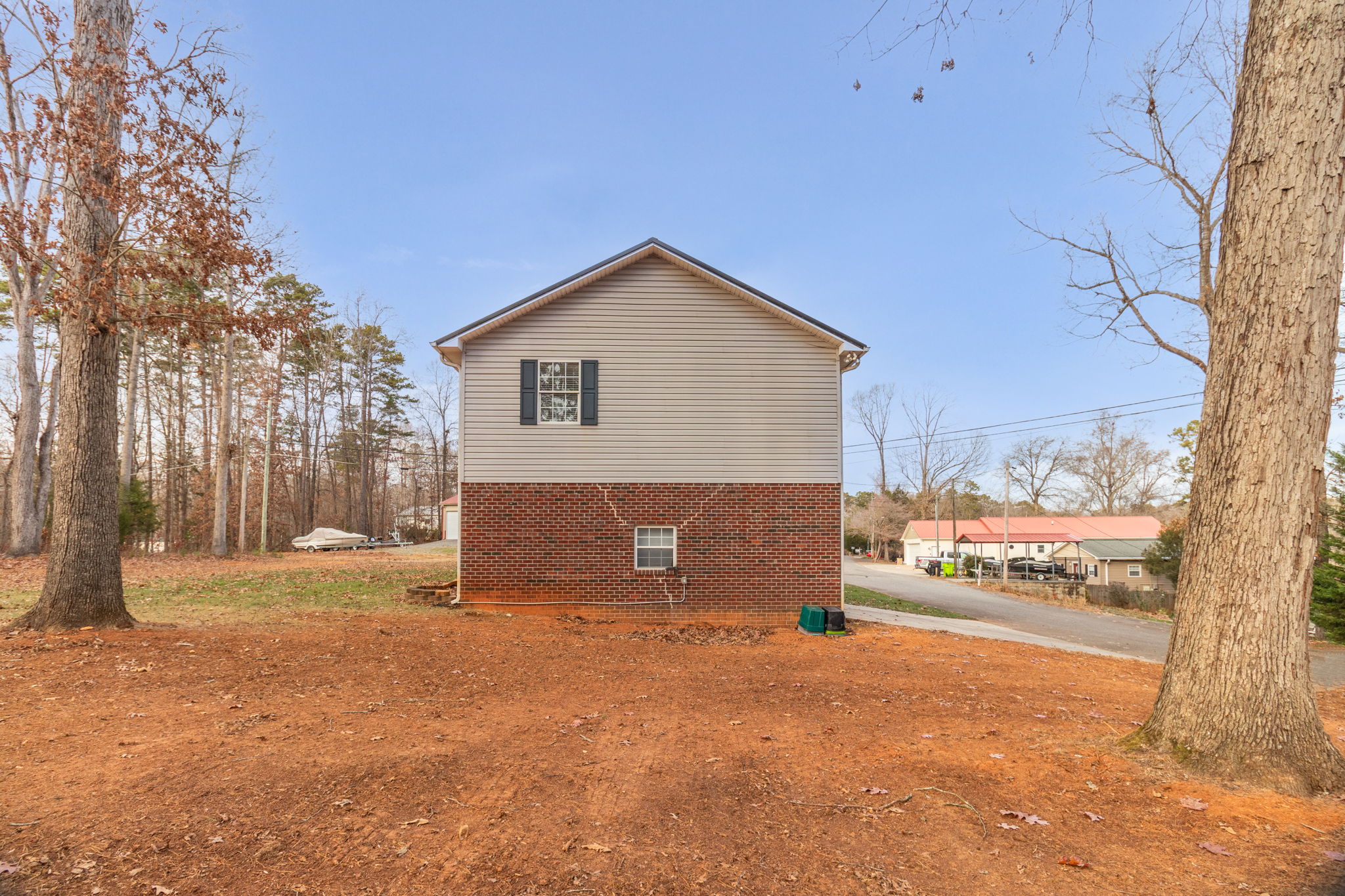 103 Robin Hood Rd-26