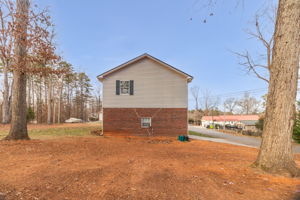 103 Robin Hood Rd-26