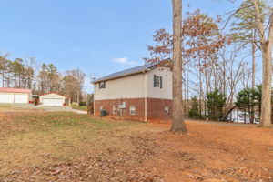 103 Robin Hood Rd-28