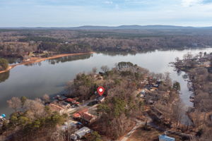 103 Robin Hood Rd-41