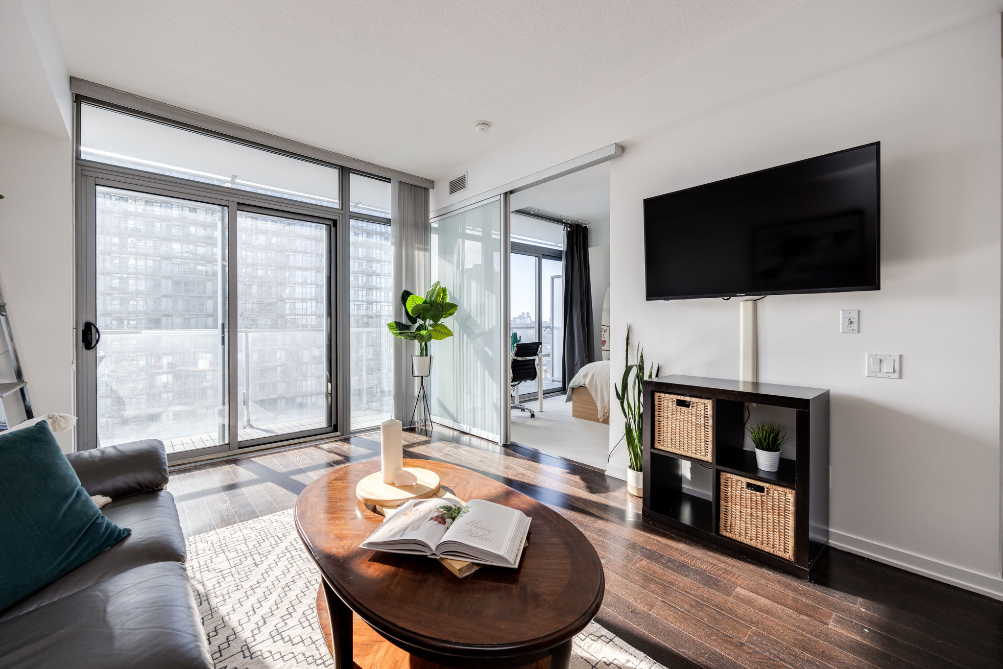 Toronto property showcase — delivered property photograph 10