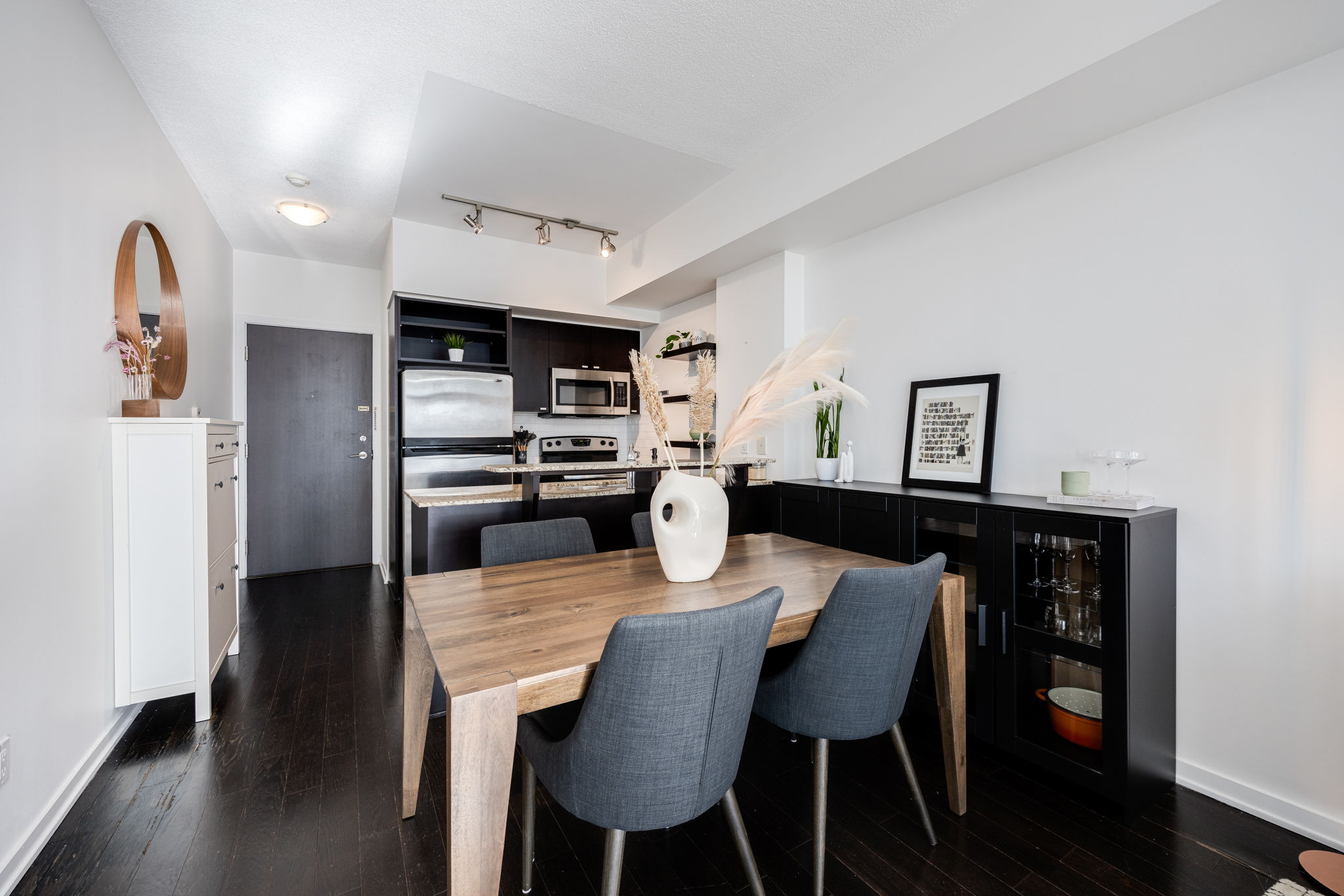 Toronto property showcase — delivered property photograph 8