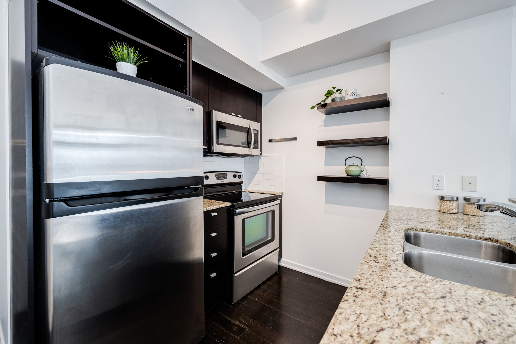 Toronto property showcase — delivered property photograph 4